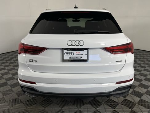 Used 2025 Audi Q3 2.0T Premium w/ Convenience Package image 7