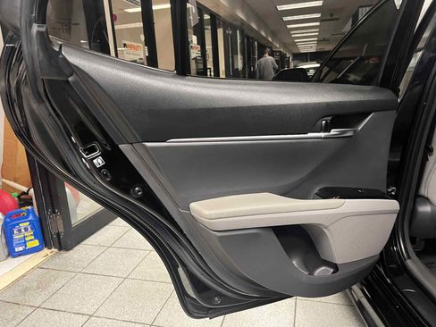 Used 2015 INFINITI Q50 Premium w/ All Weather Package image 26