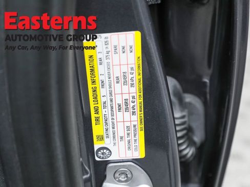 Used 2023 Tesla Model 3 Standard Range image 32