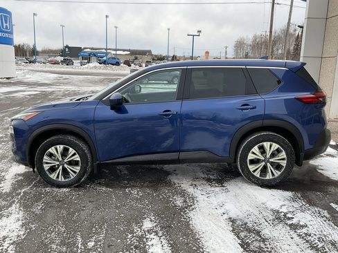 Used 2023 Nissan Rogue SV AWD/4WD image 8