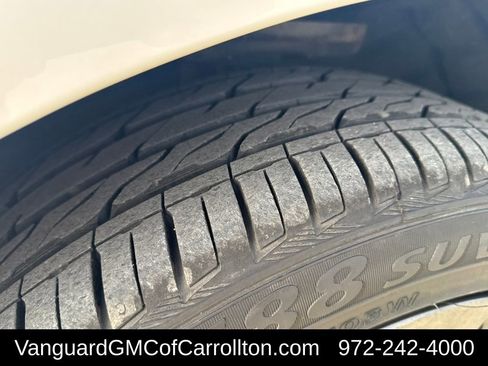 Used 2023 Buick Envision Avenir image 23