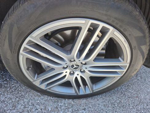 Used 2020 Mercedes-Benz GLS 450 4MATIC image 14