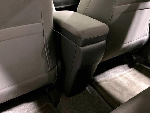 Used 2011 Toyota Prius Two image 33