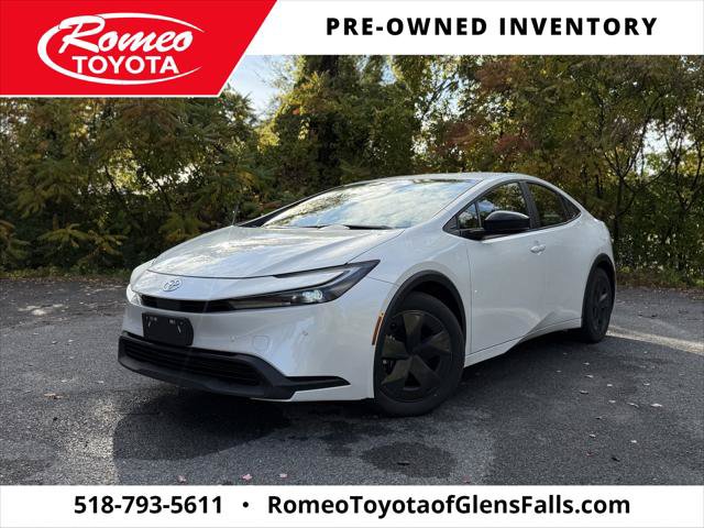 Certified 2026 Toyota Prius LE FWD image 1