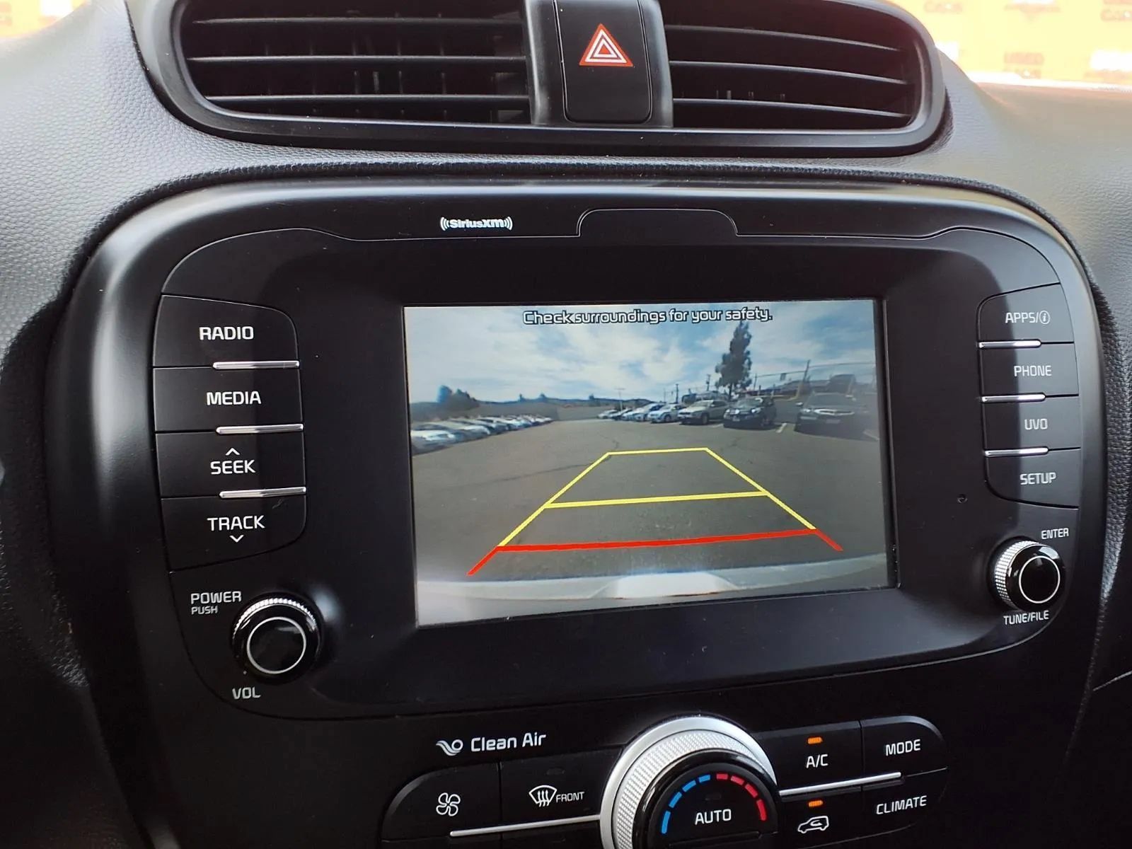 Used 2019 Kia Soul + FWD image 12