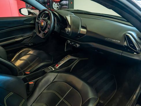 Certified 2016 Ferrari 488 GTB RWD image 17