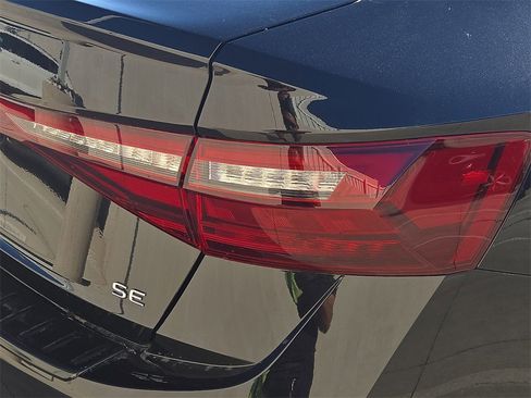 New 2026 Volkswagen Jetta SE image 9