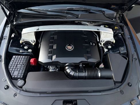 Used 2010 Cadillac CTS Luxury image 22