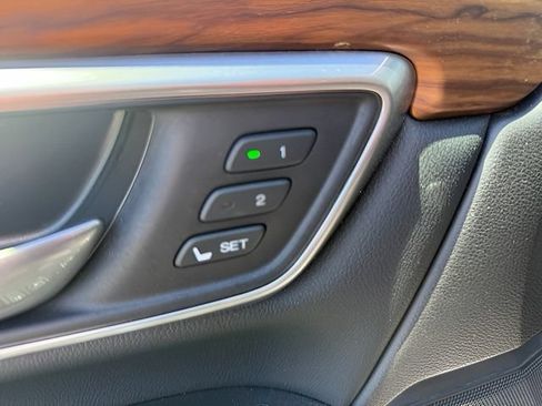 Used 2019 Honda CR-V EX-L image 11