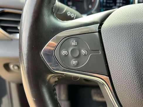 Used 2019 Chevrolet Traverse LT w/ LPO, Floor Liner Package AWD/4WD image 22