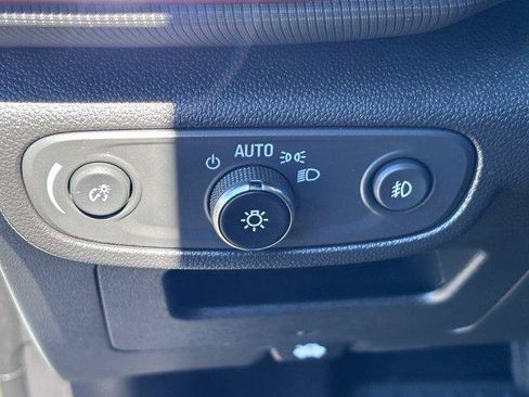 Used 2023 Chevrolet TrailBlazer RS w/ Convenience Package FWD image 20