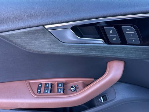 Used 2021 Audi A4 2.0T Premium w/ Convenience Package image 14