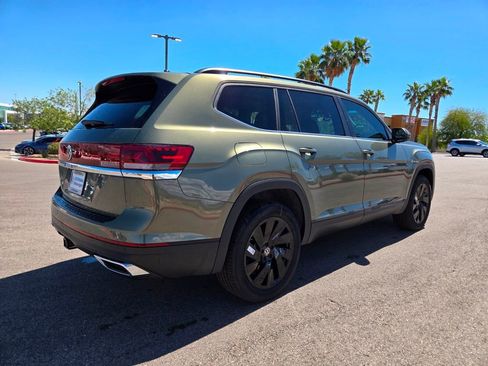 New 2026 Volkswagen Atlas SE FWD image 4
