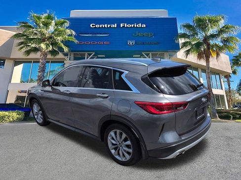 Used 2020 INFINITI QX50 Luxe w/ Navigation Package FWD image 6