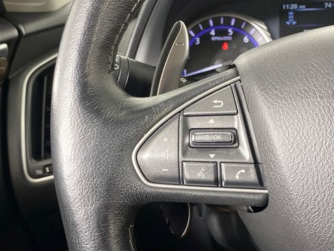 Used 2017 INFINITI Q50 Sport image 18