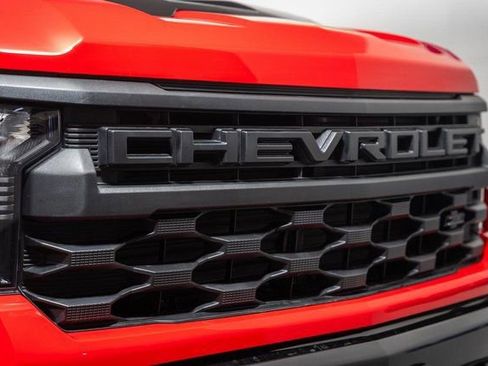 New 2026 Chevrolet Silverado 1500 Custom Trail Boss w/ Turbomax Blackout Package AWD/4WD image 11