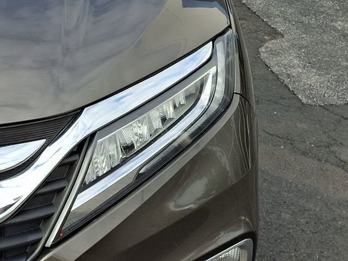 Used 2018 Honda Odyssey Elite image 9