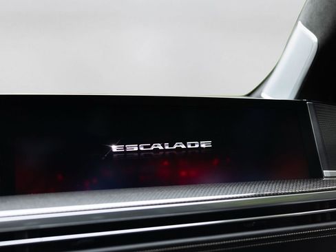 Used 2025 Cadillac Escalade ESV V AWD/4WD image 24