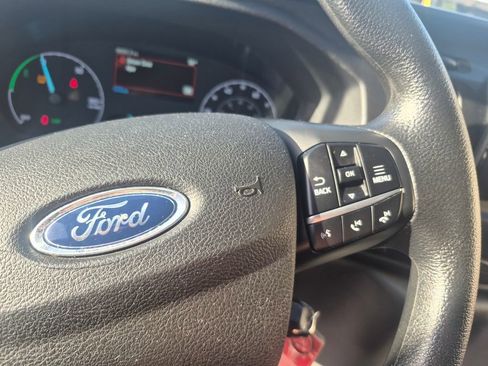Used 2023 Ford E-Transit Medium Roof RWD image 18
