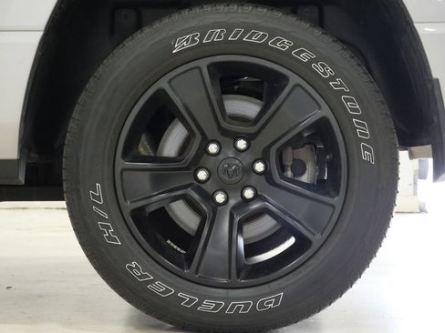 Used 2023 RAM 1500 Big Horn AWD/4WD image 8