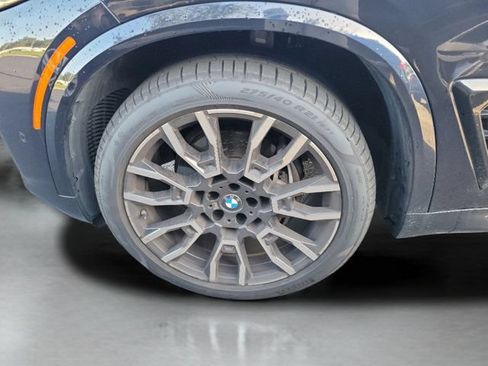 Used 2025 BMW X5 xDrive40i w/ M Sport Package AWD/4WD image 30