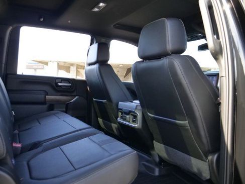 Used 2022 Chevrolet Silverado 2500 High Country w/ Z71 Off-Road Package image 39