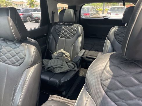 Used 2022 Hyundai Palisade Limited w/ Cargo Package AWD/4WD image 23