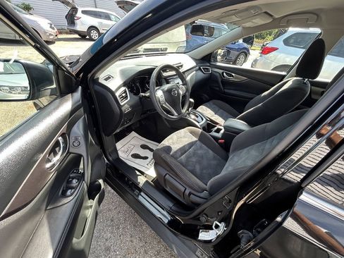 Used 2015 Nissan Rogue S AWD/4WD image 6