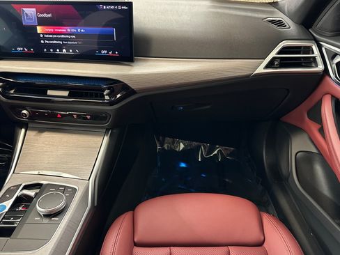 Certified 2025 BMW i4 eDrive40 RWD image 28