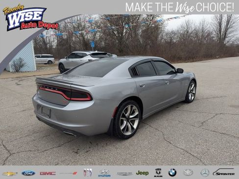 Used 2015 Dodge Charger R/T w/ Plus Group image 3