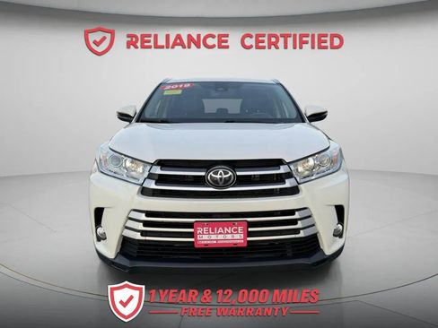 Used 2019 Toyota Highlander XLE image 11