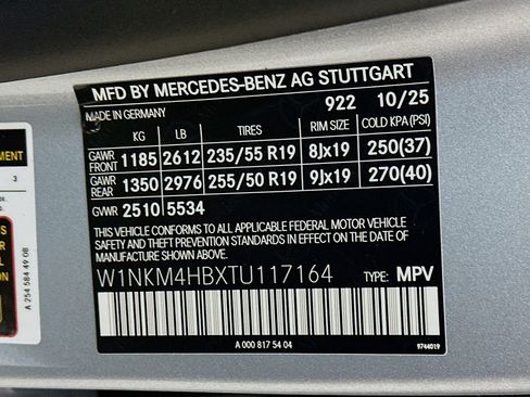 New 2026 Mercedes-Benz GLC 300 4MATIC image 32