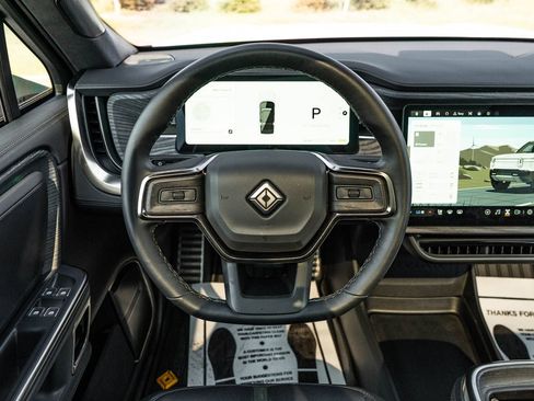 Used 2023 Rivian R1S Adventure AWD/4WD image 30