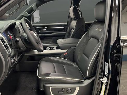 New 2026 RAM 1500 Laramie w/ Chrome Appearance Group AWD/4WD image 9