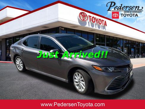 Used 2023 Toyota Camry LE FWD image 1