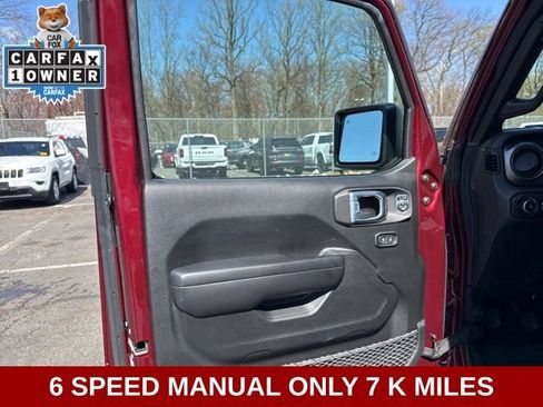 Used 2021 Jeep Wrangler Sport image 30