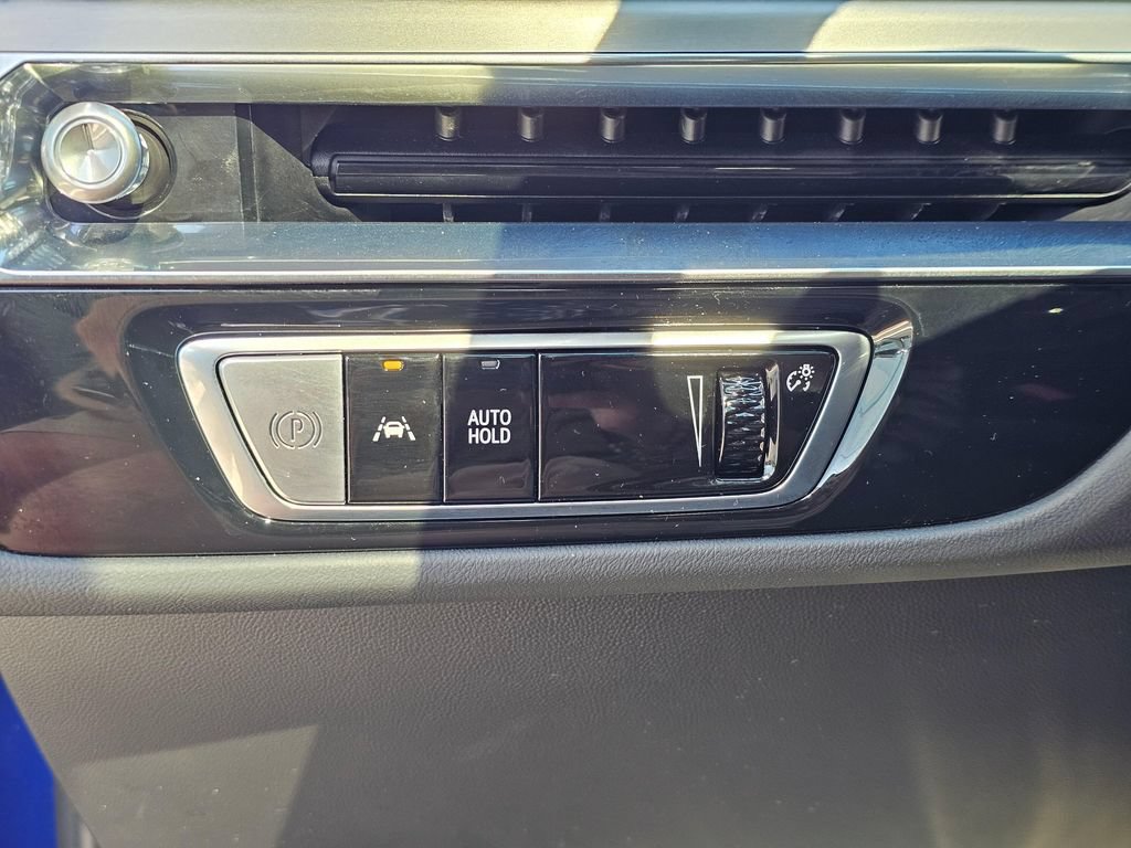 Certified 2024 Cadillac Lyriq Sport w/ LPO, Floor Liner Package AWD/4WD image 23