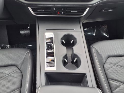 New 2026 Volkswagen Atlas SE AWD/4WD image 52