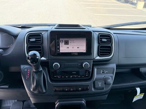 New 2026 RAM ProMaster 2500 w/ Quick Order Package 22G SLT image 16