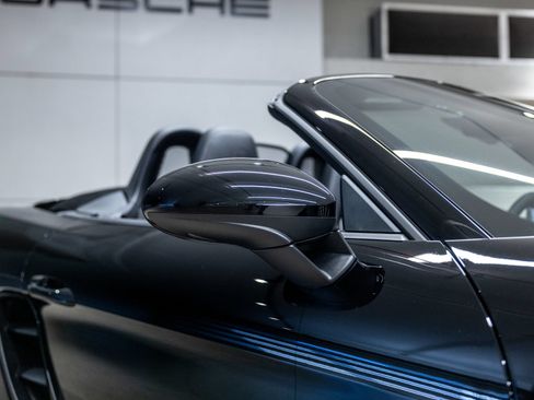 Certified 2024 Porsche 718 Boxster RWD image 19