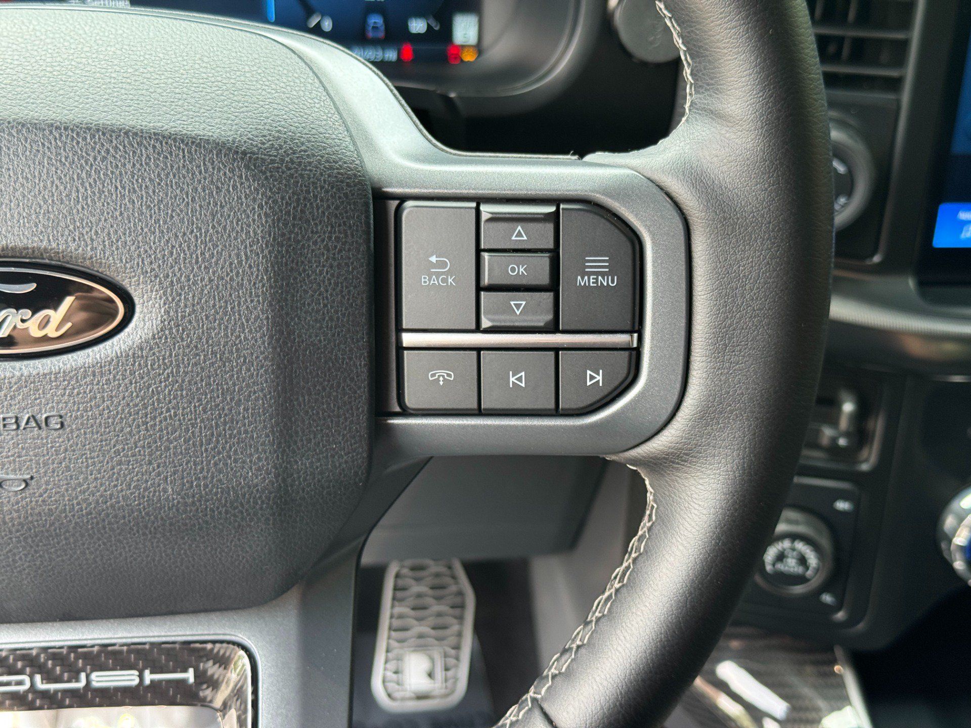 Used 2025 Ford F150 Lariat w/ Equipment Group 502A High AWD/4WD image 42