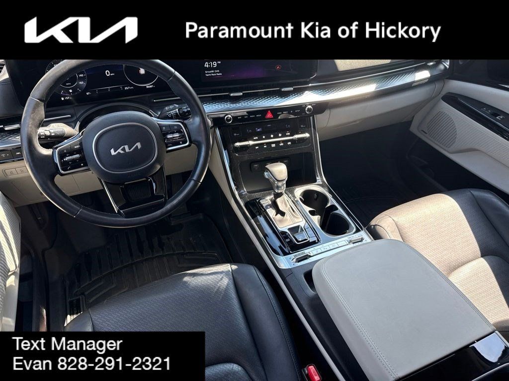 Used 2023 Kia Carnival SX Prestige FWD image 23