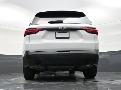 Used 2022 Chevrolet Traverse LT image 23