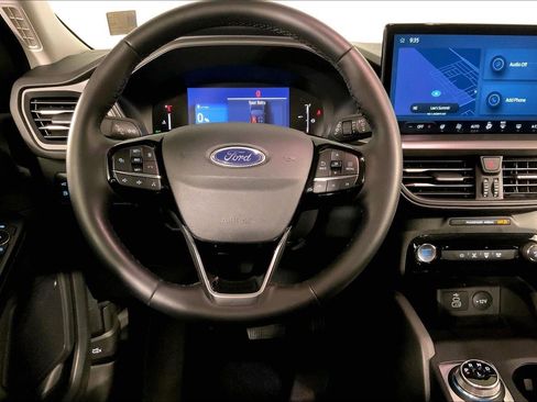 Used 2026 Ford Escape SE w/ Class II Trailer Tow Package FWD image 5
