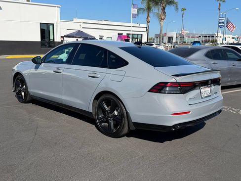Used 2025 Honda Accord Sport image 8