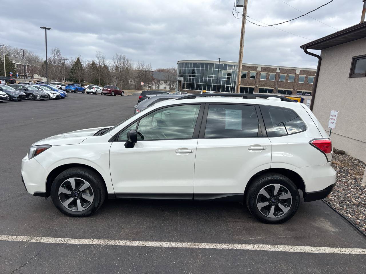 Used 2018 Subaru Forester 2.5i w/ Alloy Wheel Package AWD/4WD image 6