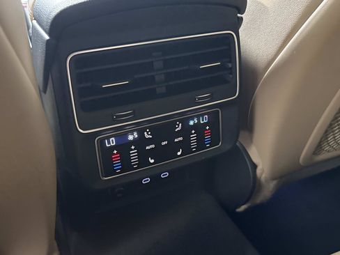 Used 2021 Audi Q8 Premium Plus w/ Premium Plus Package AWD/4WD image 14