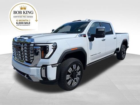 Used 2024 GMC Sierra 2500 Denali w/ Denali Reserve Package AWD/4WD image 1