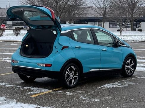 Used 2021 Chevrolet Bolt Premier w/ Infotainment Package image 13
