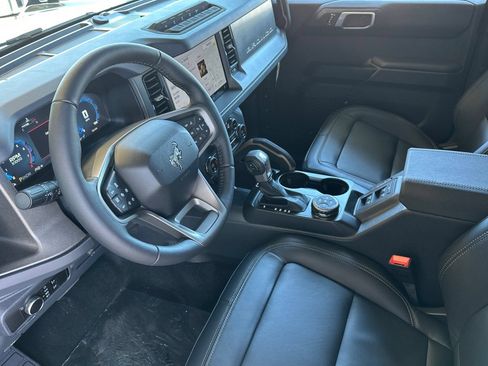 New 2026 Ford Bronco Badlands AWD/4WD image 11